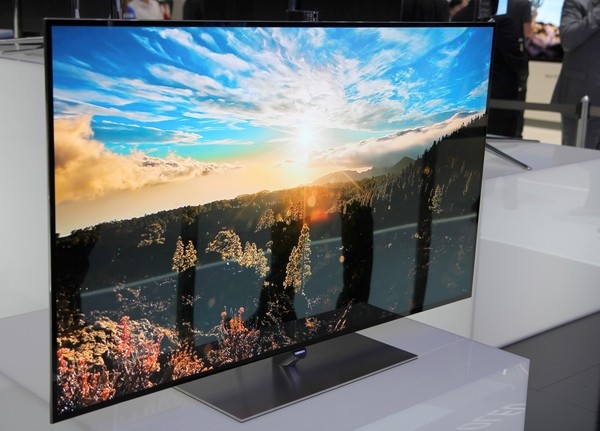 Samsung OLED TV satışına Haziran'da başlıyor
