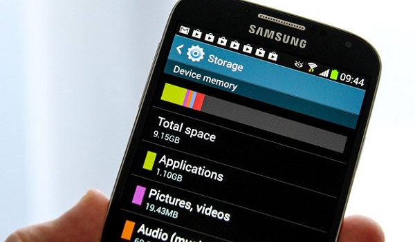 Samsung, Galaxy S4'teki depolama alanı sorununu bir güncelleme ile çözmek istiyor