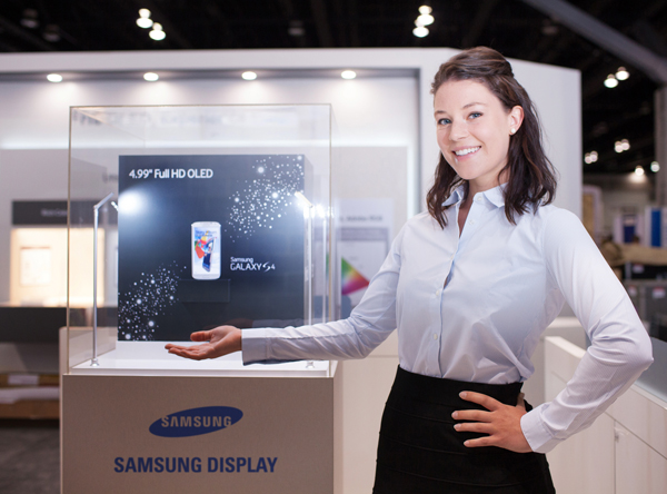 Samsung Display, 13.3 inçlik 3200 x 1800 piksel çözünürlüklü paneli ve diğer çözümlerini SID 2013'te sergileyecek