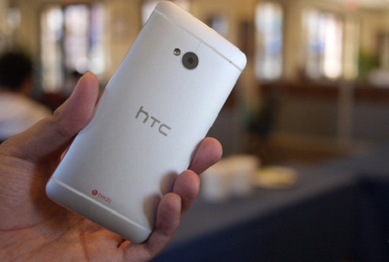 İddia : HTC One stok Android versiyonu iki hafta içerisinde tanıtılacak