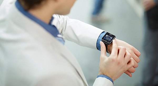 Sony SmarthWatch 2: Yeni nesil su geçirmez akıllı saat