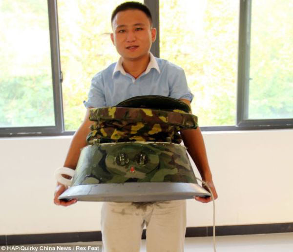 21 yaşındaki Çinli öğrenciden katlanabilir çamaşır makinesi