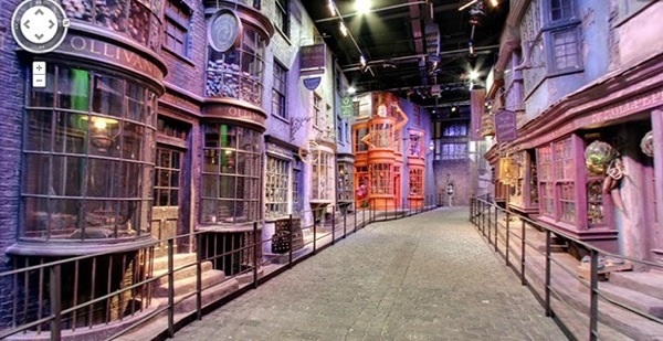 Street View bu kez Harry Potter stüdyolarında