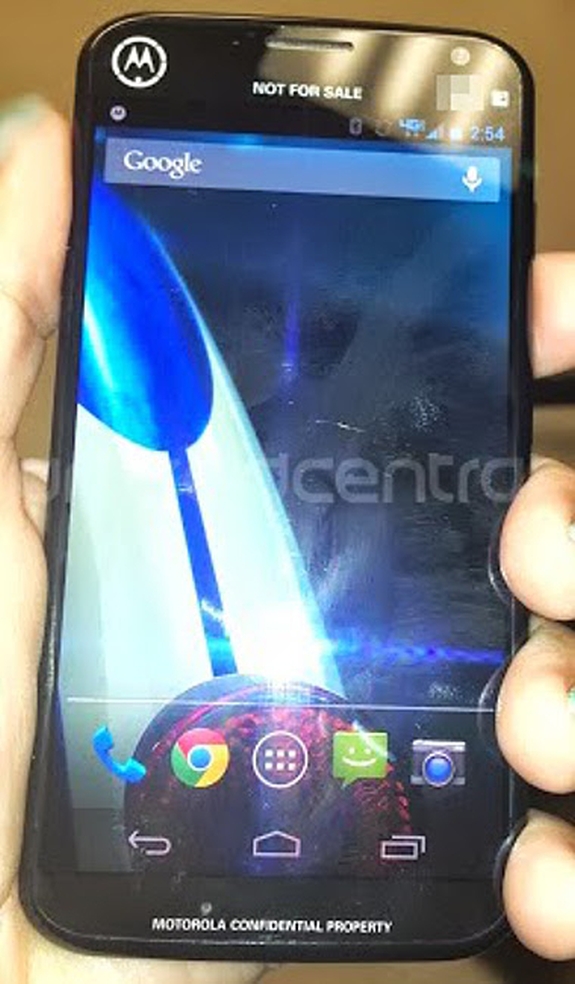 Motorola'nın yeni telefonu Moto X, kilit ekranında da sesli komut alabiliyor