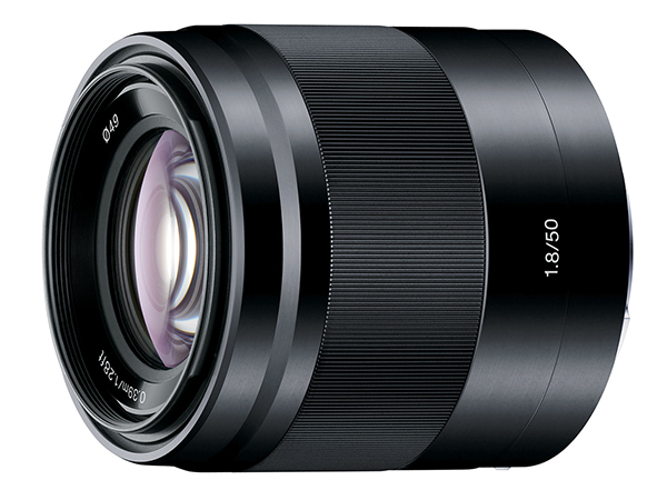 Sony, E-Mount lens ailesini üç yeni model ile genişletti