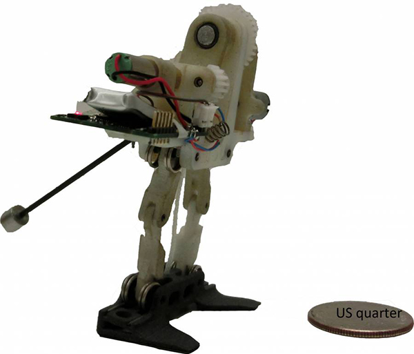Ufak boyutlu hayvanlardan ilham alınarak hazırlanan Tailbot isimli robot, özel kuyruk yapısı ile oldukça yükseğe sıçrayabiliyor
