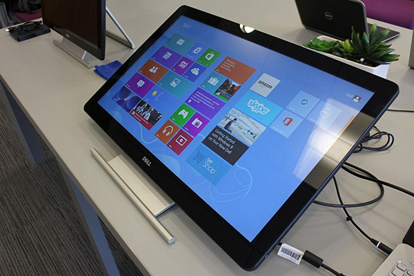 Dell, Windows 8 işletim sistemine özel olarak hazırladığı üç yeni dokunmatik ekran modelini tanıttı