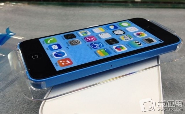 Mavi, sarı, yeşil, beyaz... Renkli iPhone 5C'ler hazır, Çin'den yola çıkıyor