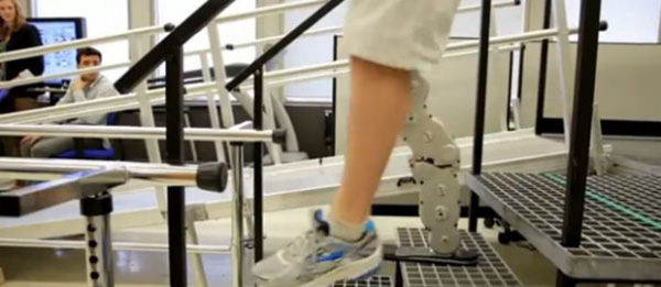 Araştırmacılar, kas sinyallerini algılayabilen beyin kontrollü protez bacak geliştirdi