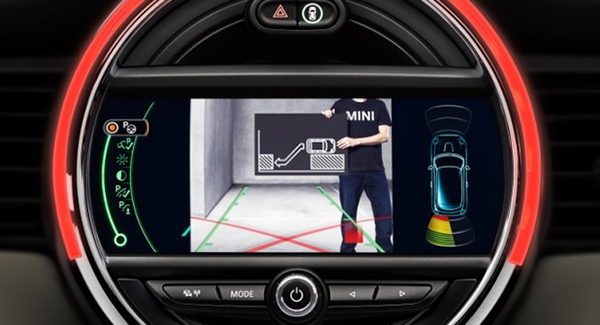 2014 model yeni Mini Cooper teknolojinin nimetlerinden sonuna kadar yararlanacak