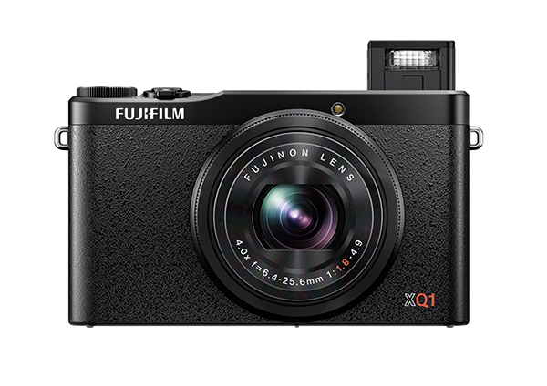 Fujifilm'den sabit lens ve X-Trans sensörlü yeni kompakt fotoğraf makinesi: XQ1
