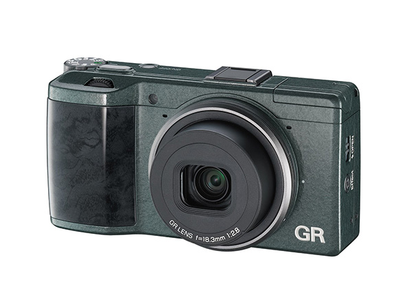 Ricoh GR Limited Edition dijital fotoğraf makinesi duyuruldu