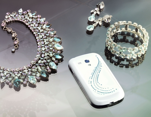 Karşınızda Galaxy S3 Mini Crystal Edition