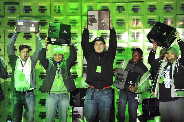 Xbox One da ilk gün 1 milyon satış rakamını aştı