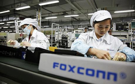 Foxconn, günde 500,000 adet iPhone 5s üretimi gerçekleştiriyor