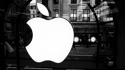 Apple'dan alışveriş yapacaklara: 'Yeni yıl hediyeleriniz hedefine zamanında ulaşsın'