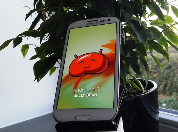 Samsung Galaxy S3 için Android 4.3 güncellemesi yeniden başladı