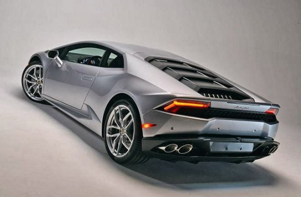 Lamborghini Gallardo'nun halefini görücüye çıkarttı: Huzurlarınızda Huracan LP 610-4