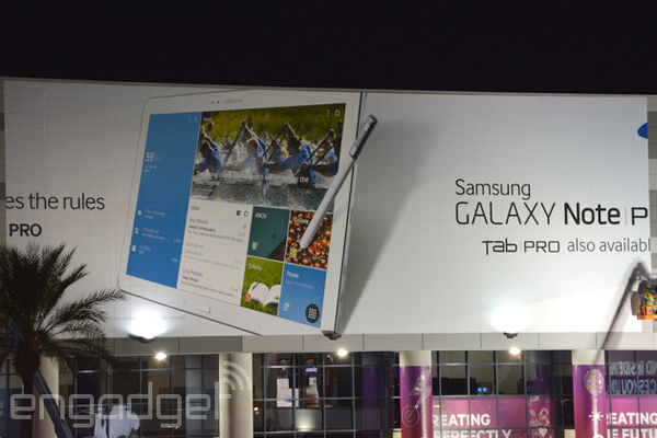 CES 2014 : Samsung'un Pro tabletleri afişlerde göründü