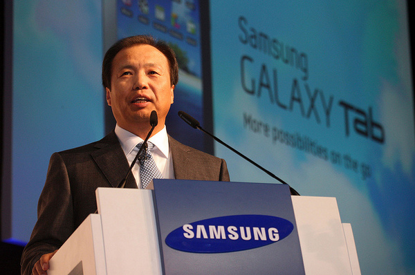 'Google Samsung'un depolamadan yiyen uygulamalara son vermesini istiyor'