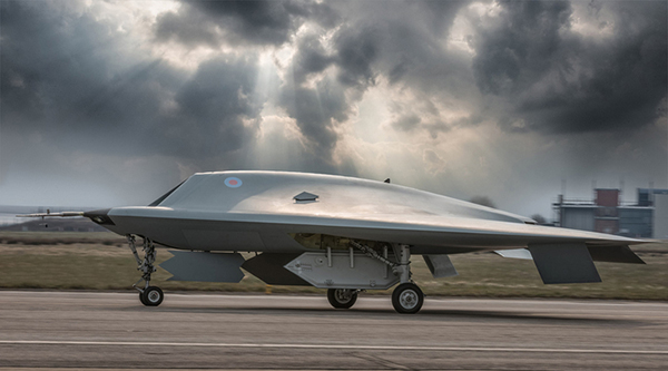 Birleşik Krallık'ın insansız hava aracı Taranis, uçuş testlerini başarıyla tamamladı
