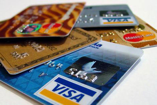 Kredi kartlarının imza ile kullanımı Ekim 2015'te sona eriyor
