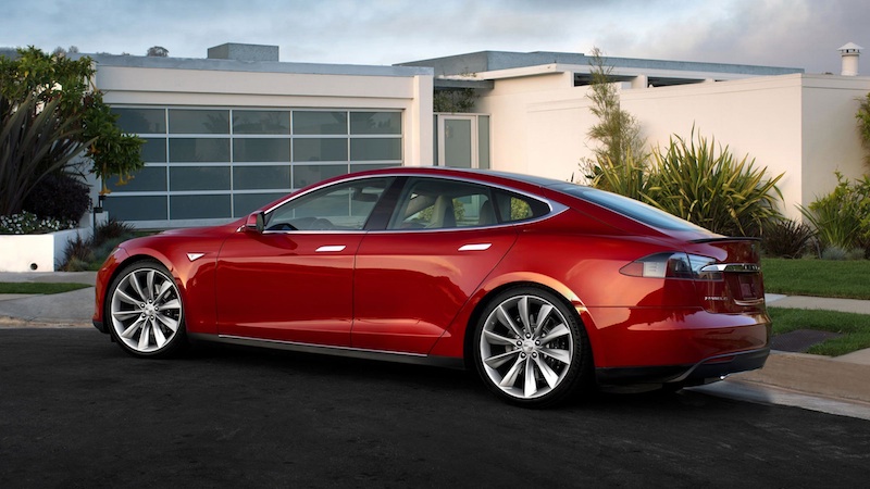 Şok iddia: Apple, elektrikli araç üreticisi Tesla ile ilgileniyor