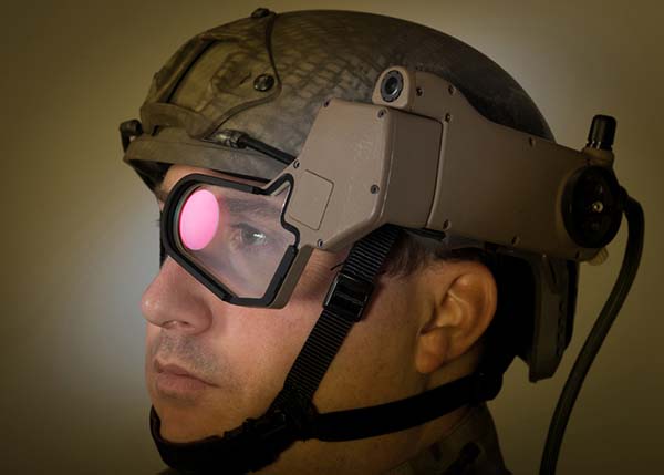 BAE Systems, İngiltere merkezli olarak Q-Warrior HUD sisteminin gerçek zamanlı testlerine başladı