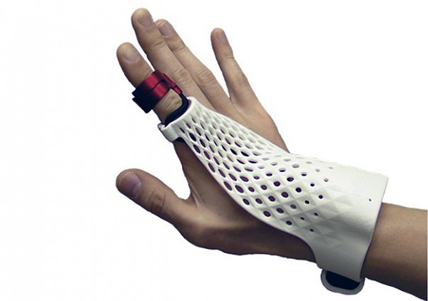 Fujitsu'dan iş sahalarına özel eldiven tarzında giyilebilir cihaz