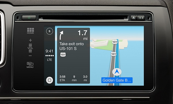 Apple, CarPlay için Blackberry ile işbirliği yaptı