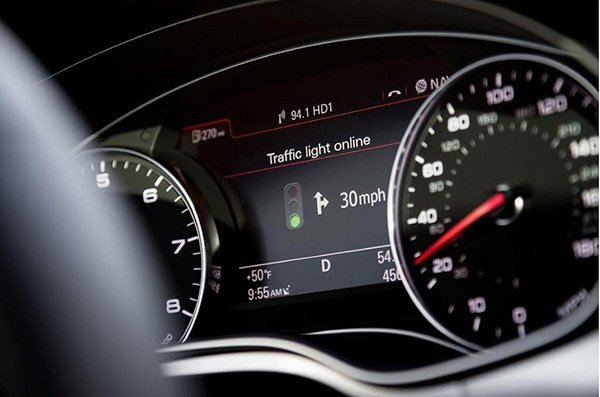 Audi'den kırmızı ışığı sevmeyen sürücülere özel çevrimiçi trafik ışığı bilgi sistemi
