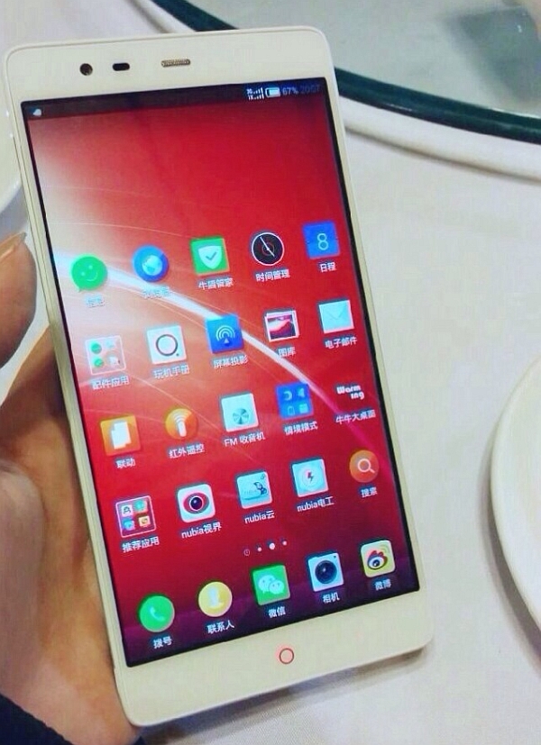 Biri Çinlilere dur desin: ZTE'nin yeni telefonu Nubia X6 teknik özellikleriyle rakip tanımıyor
