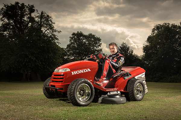 Honda Mean Mower, dünyanın en hızlı çim biçme makinesi oldu