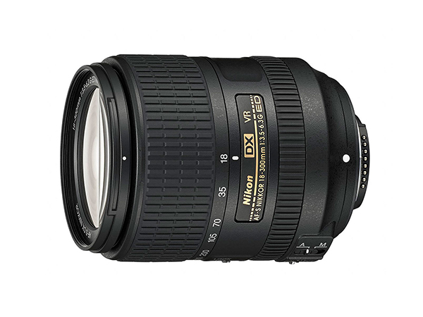 Nikon 18-300mm F/3.5-6.3 ED VR, Lensbaby ise 5.8mm F/3.5 lens modellerini duyurdu