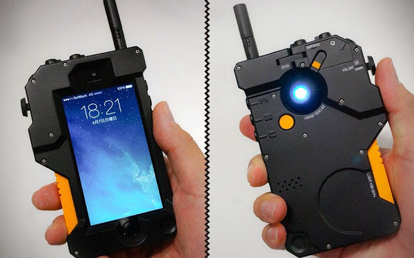 iPhone için Metal Gear Solid V telsiz kılıfları Japonya'da ortaya çıktı