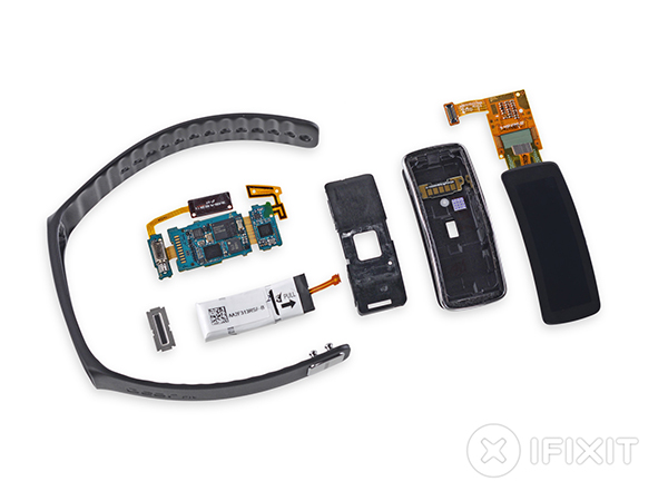 iFixit, Samsung Galaxy S5 sonrası Gear Fit'in de içini açtı