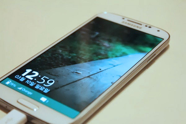WSJ: 'Samsung yakın zamanda Rusya ve Hindistan'da Tizen telefonlarını satışa sunabilir'