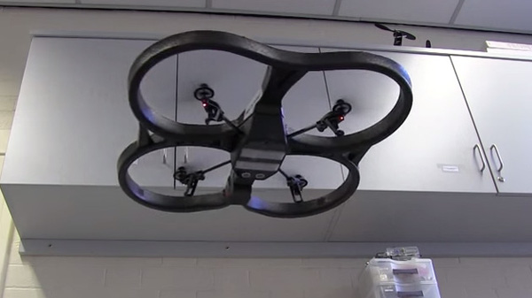 Araştırmacılar kendi kendine öğrenebilen insansız hava aracı geliştiriyor