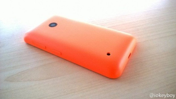 Lumia 530 olduğu iddia edilen bir model internete sızdırıldı
