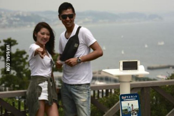 Japonya çeşitli turistik mekanlara selfie standları yerleştiriyor