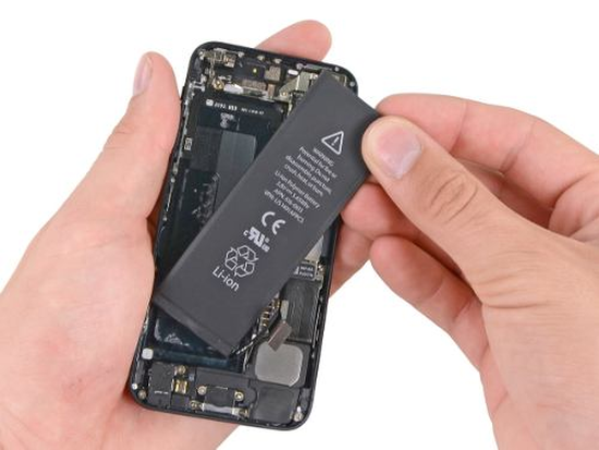 iPhone 5 için batarya değişim programı başlıyor