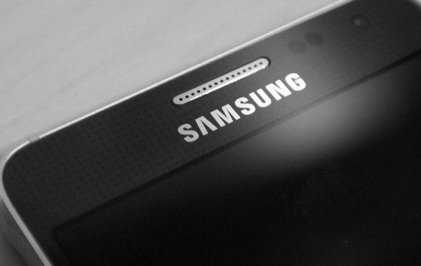Samsung mobilden çevrimiçi video izleme gecikmelerini ortadan kaldıracak bir teknoloji üzerinde çalışıyor