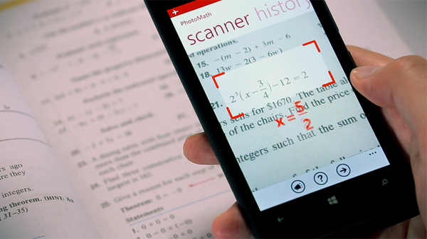 PhotoMath kameradan taradığı matematik işlemleri yapabiliyor