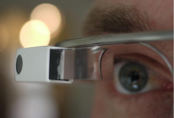 Google Glass'ın yeni versiyonunda Intel işlemcisi kullanılabilir