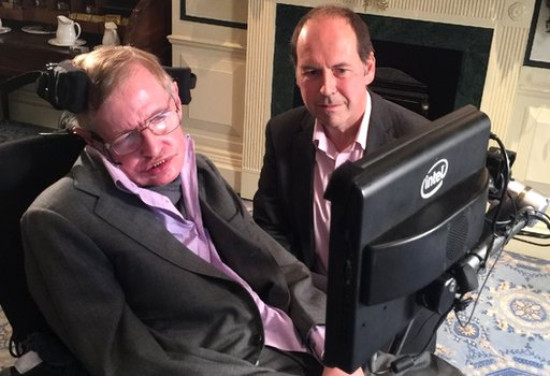 Hawking yapay zekanın hızlı ilerleyişinden endişe duyuyor