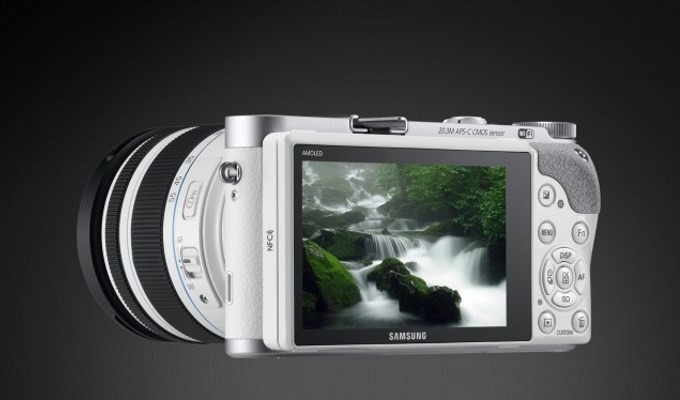 Samsung, Tizen işletim sistemli yeni bir aynasız kamera hazırlıyor