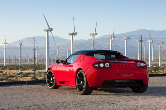 Tesla Roadster'in yeni modeli yıl bitmeden tanıtılacak