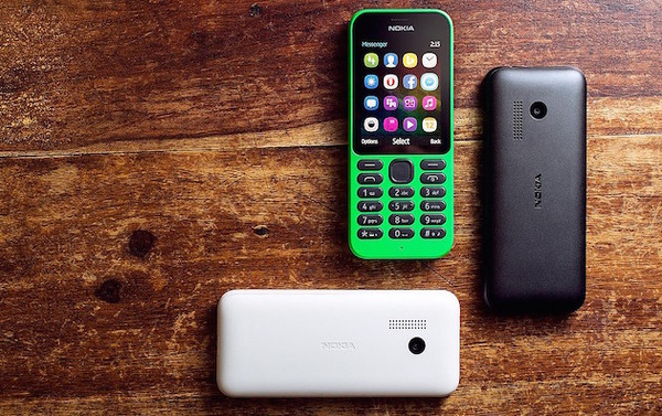 Microsoft 30 dolar fiyat etiketine sahip yeni bir cep telefonu duyurdu