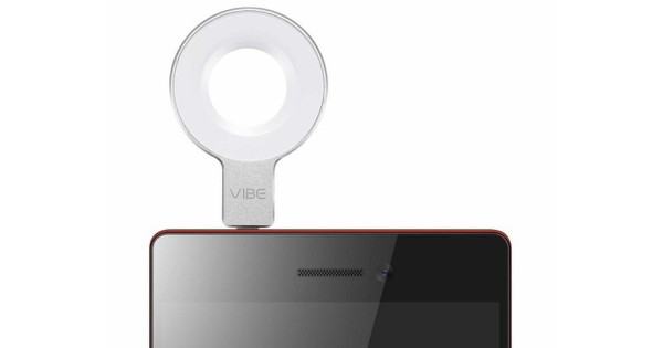 CES 2015 : Lenovo harici LED flaş aksesuarını duyurdu