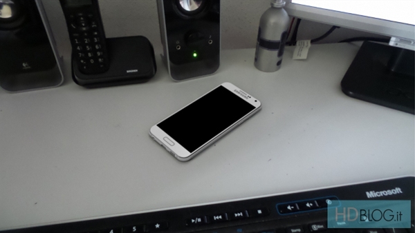 samsung galaxy s6 gorselleri bu kez
